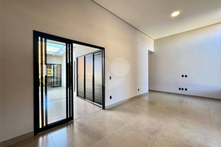 Casa à venda com 3 quartos, sendo 1 suíte, no condomínio Park Gran Reserve, Indaiatuba - SP