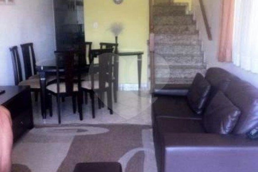 Sobrado à venda com 3 quartos, sendo 1 suíte, em Parque Continental II, Guarulhos, SP