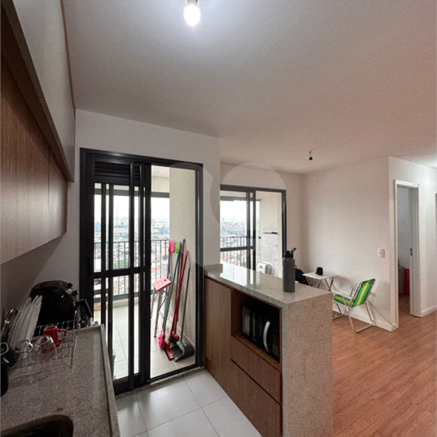 Apartamento à venda com 3 quartos, sendo 1 suíte, em Vila Anastácio, São Paulo, SP