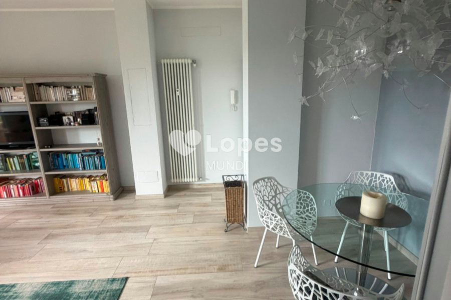 Apartamento com 2 quartos à venda em Casale Monferrato, Piemonte, Itália – Mobiliado