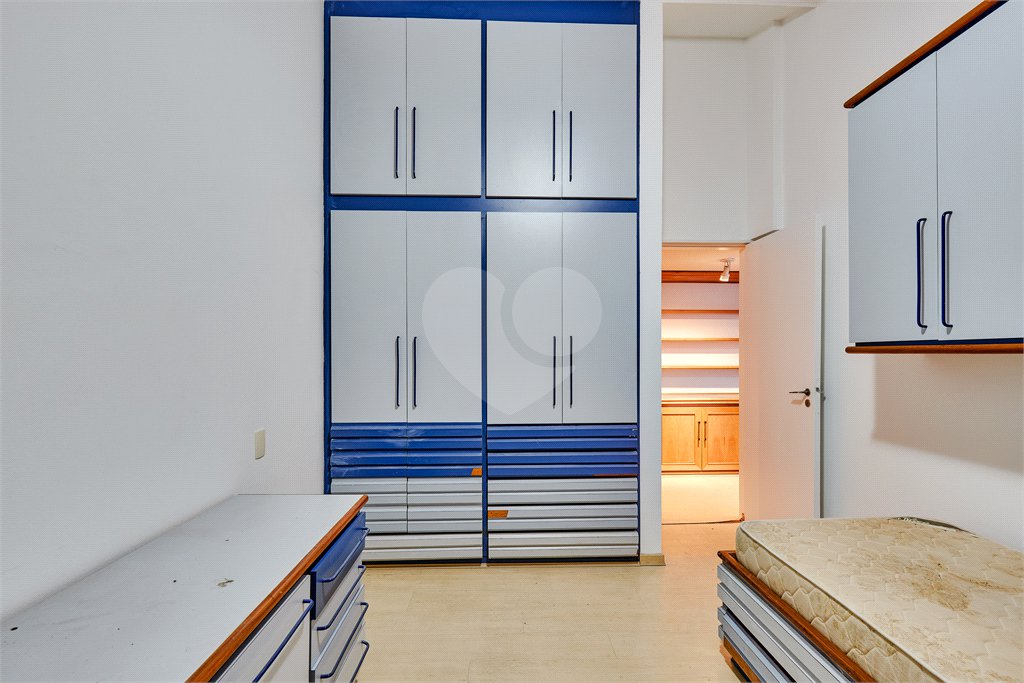 Casa à venda com 3 quartos, sendo 1 suíte, em Brooklin, São Paulo, SP