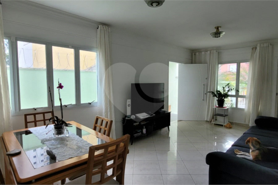 Sobrado à venda com 5 quartos, sendo 1 suíte, em Santana, São Paulo, SP