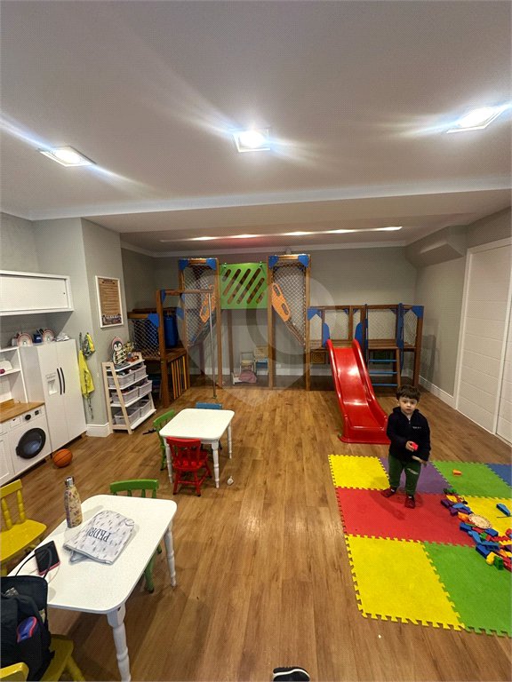 Apartamento à venda com 4 quartos, sendo 3 suítes,  em Real Parque, São Paulo, SP
