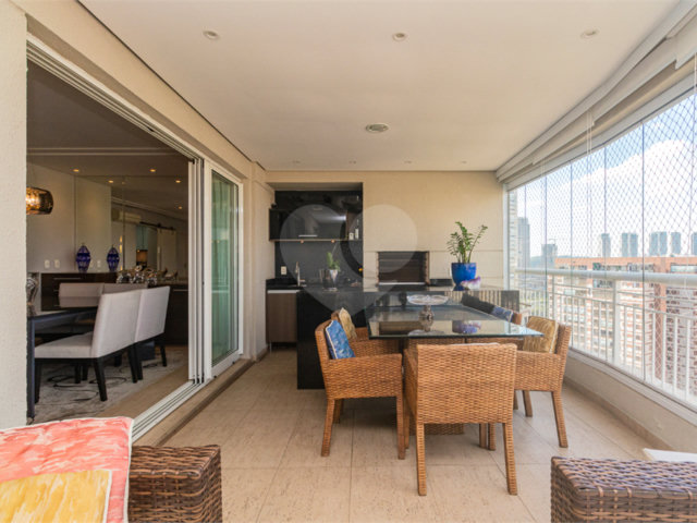 Apartamento à venda com 2 suítes em Chácara Santo Antônio, São Paulo, SP