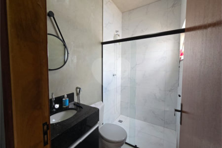 Casa à venda com 3 quartos, sendo 2 suítes,  no condomínio Residencial Marina, Itapetininga - SP