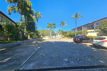 Apartamento à venda com 2 quartos, sendo 1 suíte,  no Centro (mangue), Armação dos Búzios, RJ