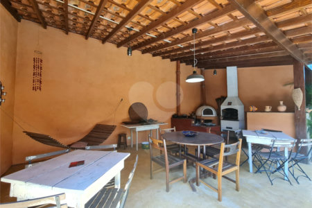 Casa Térrea à venda com 4 quartos, sendo 2 suítes, em Interlagos, São Paulo, SP