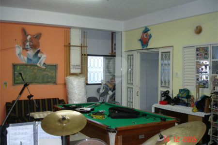 Casa à venda com 4 quartos, sendo 1 suíte, em Vila Paulicéia, São Paulo, SP