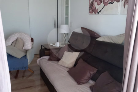 Apartamento à venda com 3 quartos, sendo 1 suíte, em Vila Maria Alta, São Paulo, SP