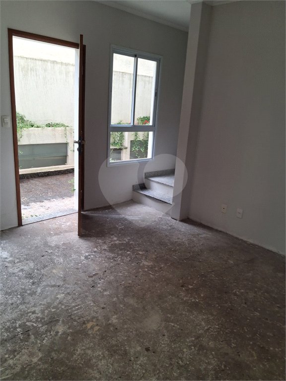 Casa à venda com 2 suítes no condomínio Residencial Vila de Motalegre, São Paulo - SP