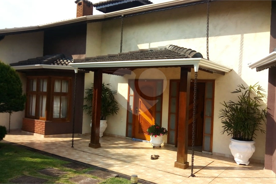Casa à venda com 5 quartos, sendo 2 suítes, em Serra da Cantareira, Mairiporã, SP