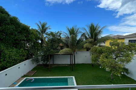 Casa à venda com 3 quartos, sendo 1 suíte, em Orla Norte, Porto Seguro - BA