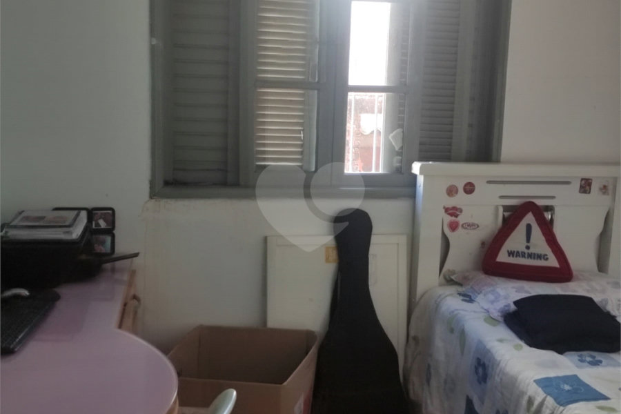 Sobrado à venda com 3 quartos no Brasilândia, São Paulo, SP