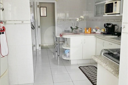 Apartamento à venda com 3 quartos, sendo 1 suíte, em Vila Paulicéia, São Paulo, SP
