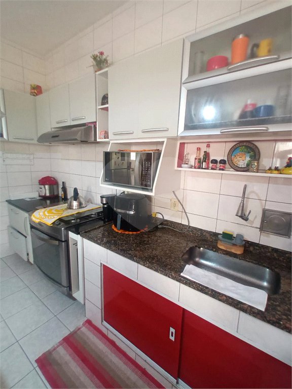 Casa à venda com 2 quartos, sendo 1 suíte, no condomínio Parque Central, Rio de Janeiro - RJ