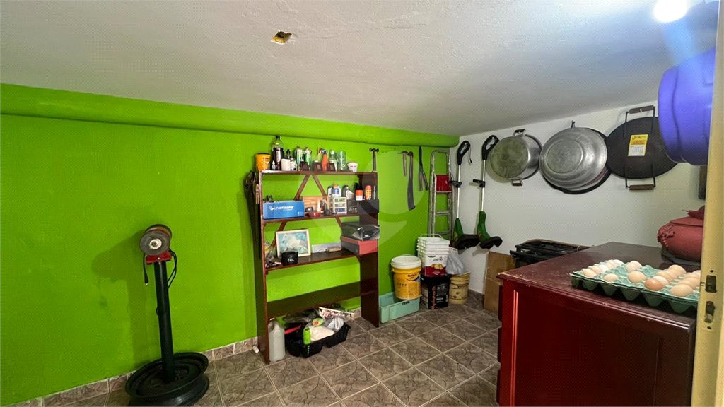 Casa à venda com 2 quartos, sendo 1 suíte, no Centro, Sarapuí, SP