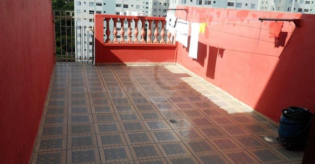 Sobrado à venda com 3 quartos, sendo 1 suíte, em Vila Irmãos Arnoni, São Paulo, SP