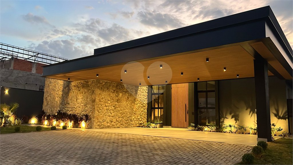 Casa à venda com 4 suítes no condomínio Residencial Saint Patrick, Sorocaba - SP