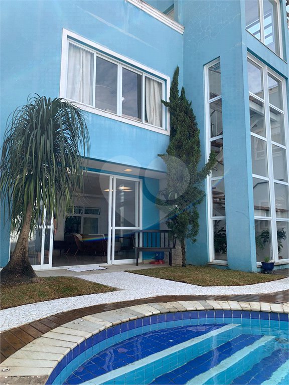 Casa à venda com 4 suítes em Santana, São Paulo, SP