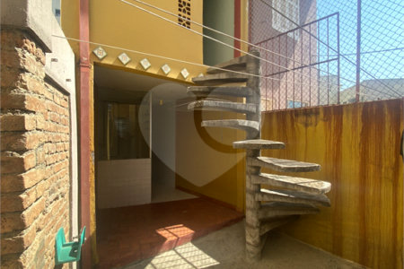 Casa à venda ou para alugar com 4 quartos, sendo 1 suíte, em Vila Monumento, São Paulo, SP
