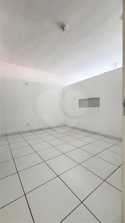 Prédio para alugar no Centro, Poá, SP