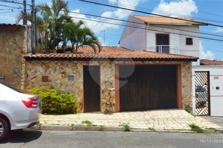 Casa à venda com 2 quartos em Vila Paulista, Mogi das Cruzes, SP