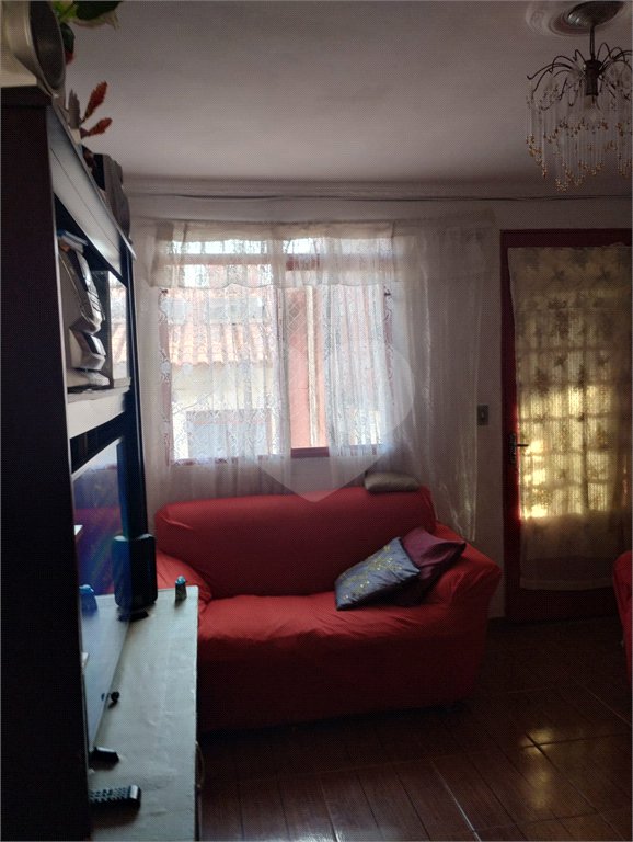 Apartamento à venda com 2 quartos em Jardim Bela Vista, Mogi das Cruzes, SP