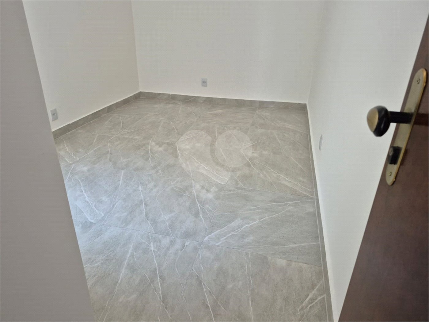 Casa à venda com 2 quartos em Jardim J S Carvalho, Sorocaba, SP
