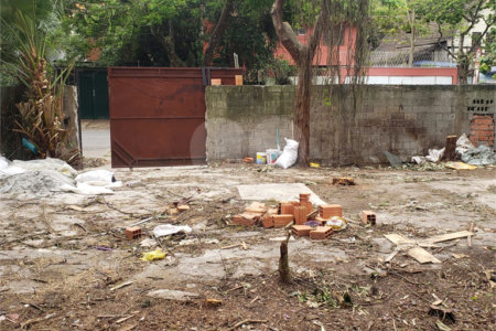 Terreno à venda em Jardim Morumbi, São Paulo, SP