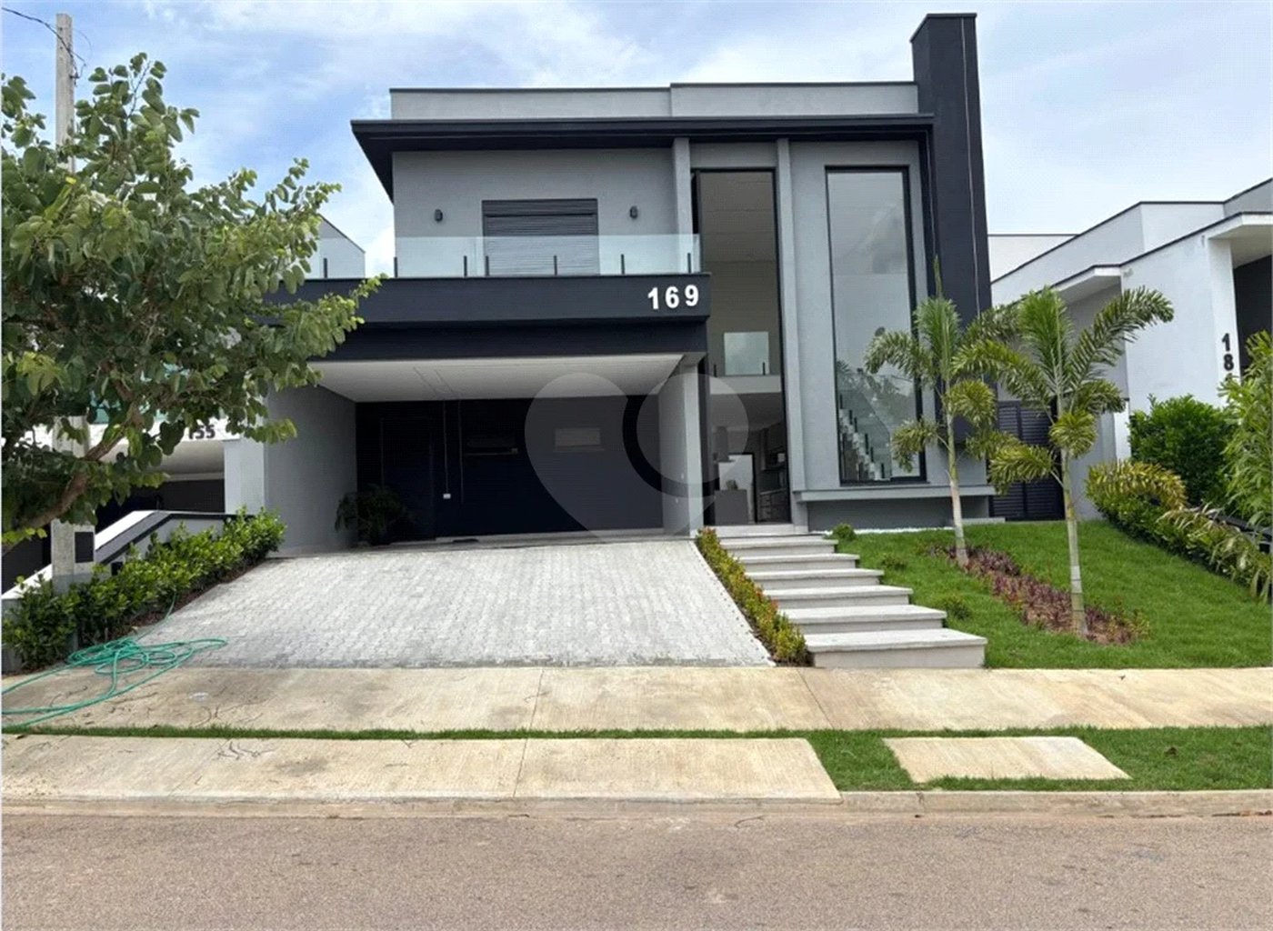 Sobrado à venda com 4 suítes em Residencial Central Parque, Salto, SP
