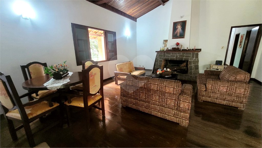 Casa Térrea à venda com 4 quartos, sendo 1 suíte, em Serra da Cantareira, Mairiporã, SP