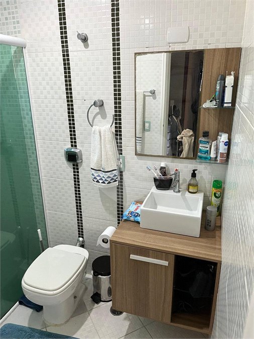 Casa à venda com 3 quartos, sendo 2 suítes, no condomínio Palmas, São Paulo - SP