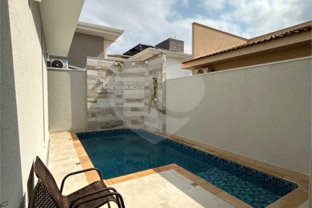 Casa à venda com 3 quartos, sendo 1 suíte, no condomínio Jardim das Acácias, Araraquara - SP
