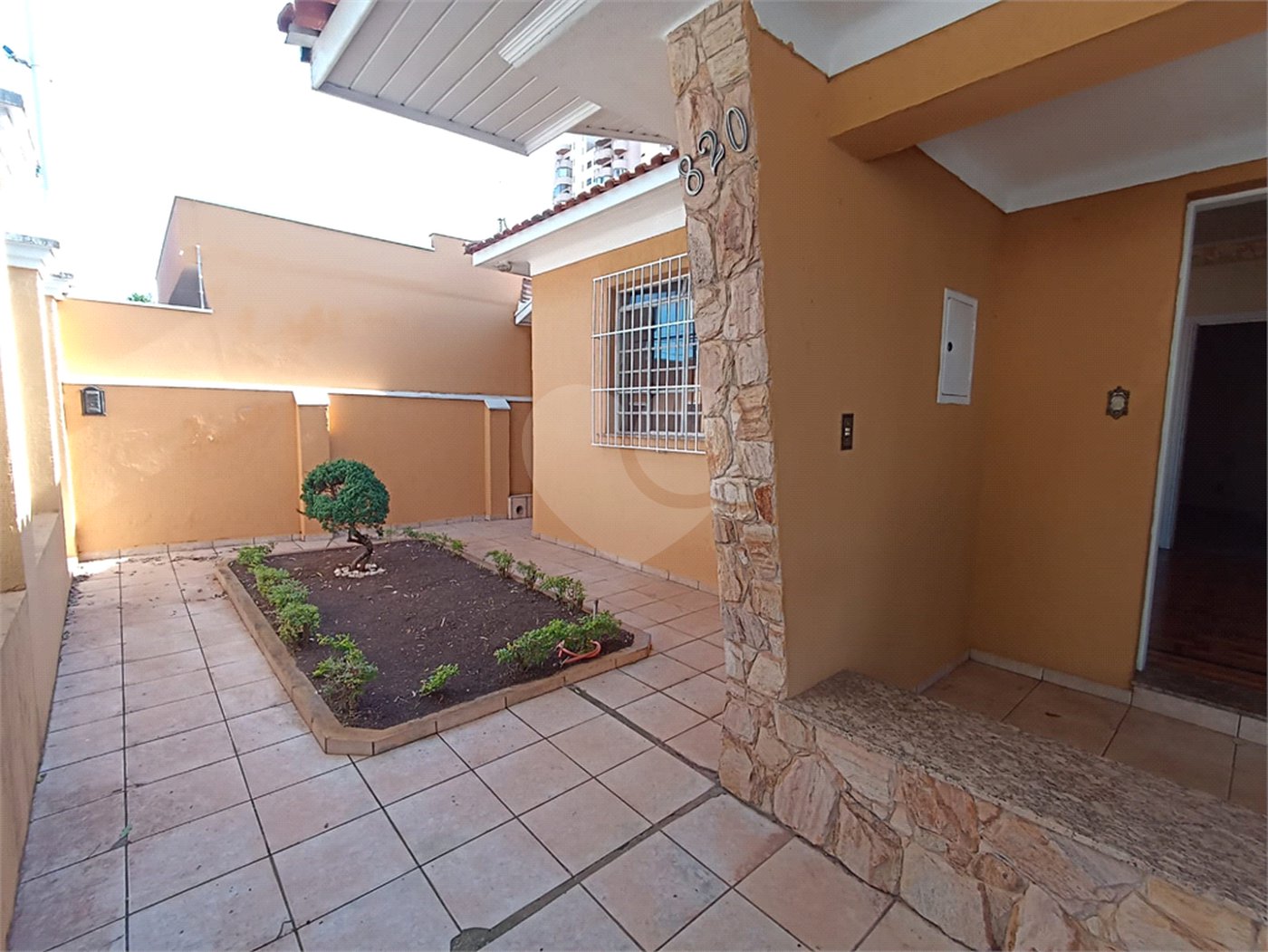 Casa à venda com 3 quartos, sendo 2 suítes,  no Centro, Itapetininga, SP