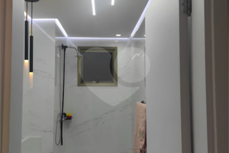 Apartamento à venda com 3 quartos, sendo 2 suítes, em Barra Funda, São Paulo, SP