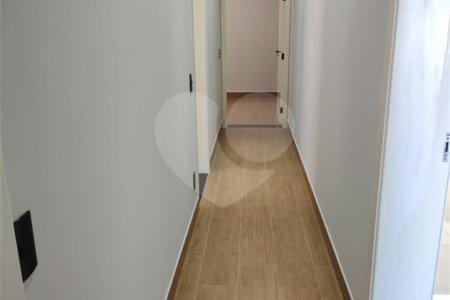 Casa à venda com 3 quartos, sendo 1 suíte,  no condomínio Madre Maria Vilac, Valinhos - SP