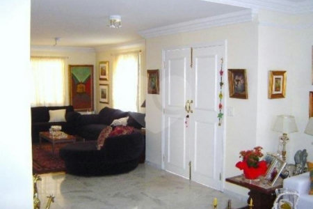 Casa à venda com 5 suítes em Jardim Morumbi, São Paulo, SP