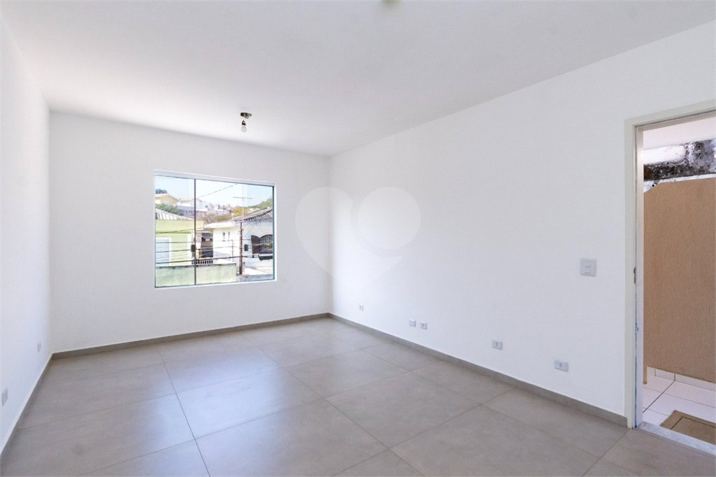 Sobrado à venda com 3 quartos, sendo 1 suíte, em Vila Morse, São Paulo, SP