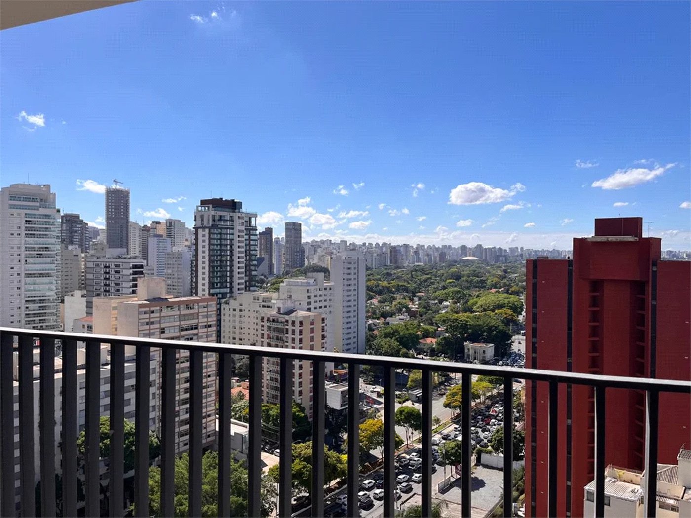 Apartamento à venda com 3 suítes em Pinheiros, São Paulo, SP