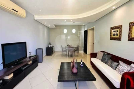 Apartamento à venda com 3 quartos, sendo 1 suíte, em Tijuca, Rio de Janeiro, RJ