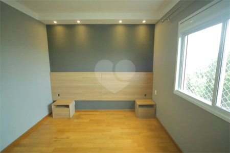 Apartamento à venda com 3 quartos, sendo 1 suíte, em Vila Lusitânia, São Bernardo do Campo, SP