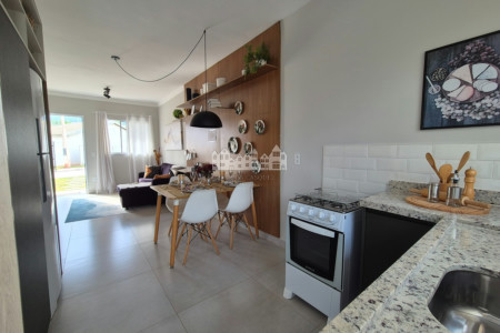 Casa à venda com 2 quartos em Caetetuba, Atibaia, SP