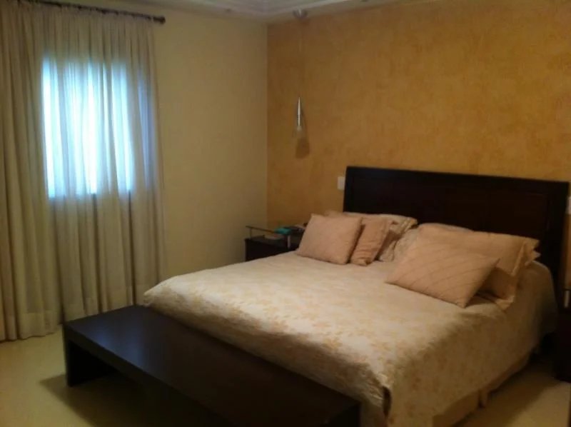 Apartamento à venda com 4 suítes em Real Parque, São Paulo, SP