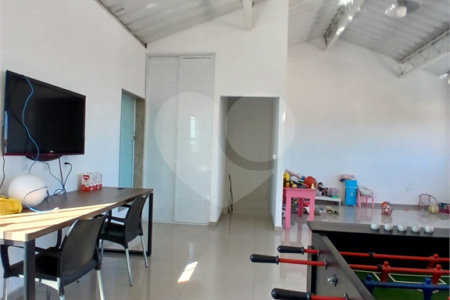 Casa à venda com 4 quartos, sendo 1 suíte, em Campo Grande, Rio de Janeiro, RJ