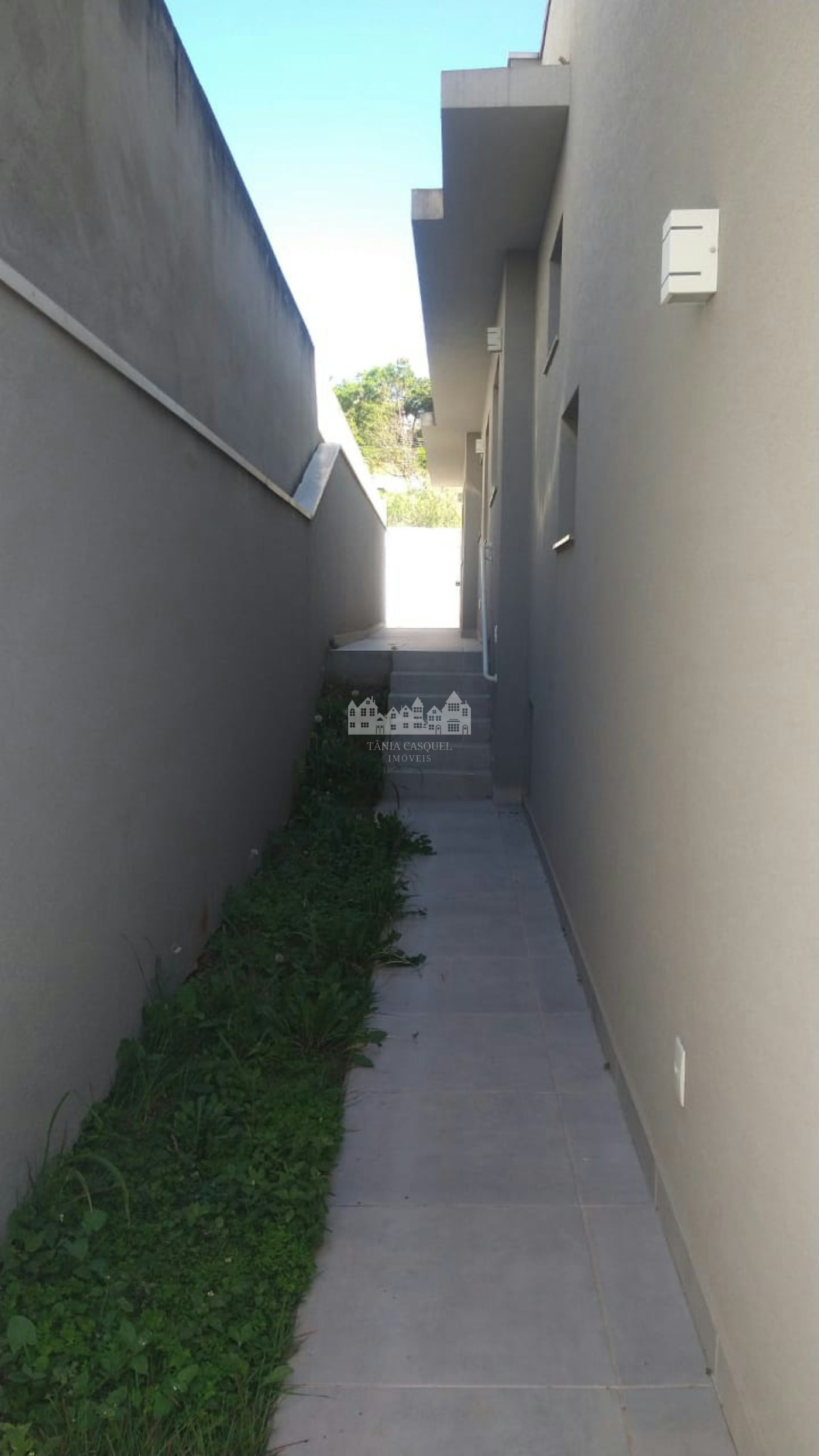 Casa à venda com 3 quartos, sendo 2 suítes, em Jardim do Lago, Atibaia, SP