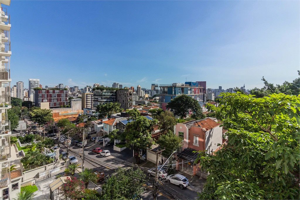 Apartamento à venda com 2 quartos, sendo 1 suíte, em Vila Madalena, São Paulo, SP