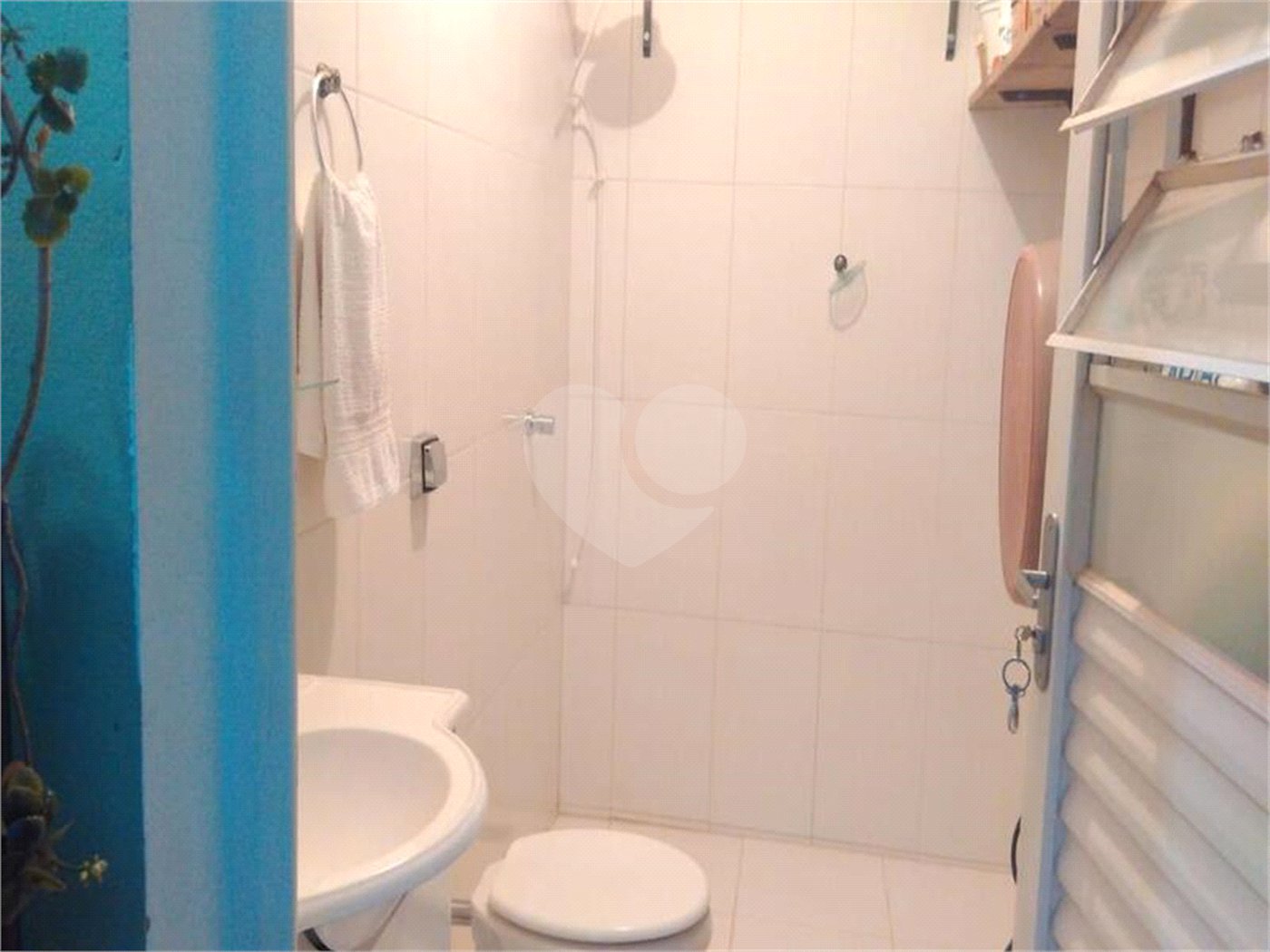 Casa à venda com 4 quartos, sendo 2 suítes, em Loteamento Jardim Parque das Palmeiras, Serra Negra, SP