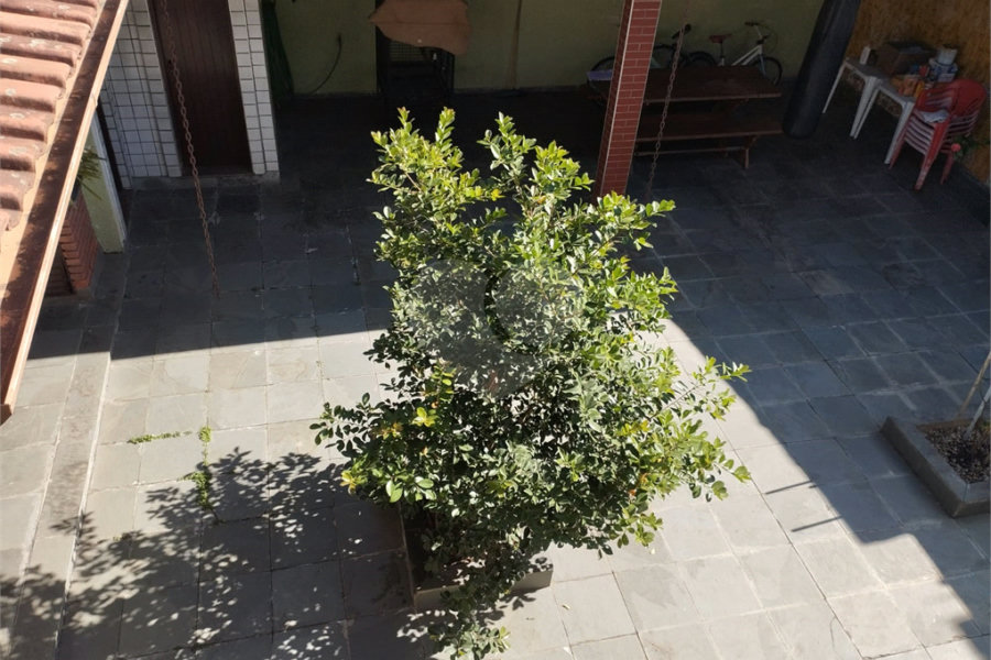 Sobrado à venda com 4 quartos, sendo 1 suíte, em Tremembé, São Paulo, SP