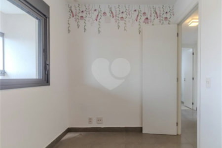 Apartamento à venda com 3 quartos, sendo 1 suíte,  em Vila Leopoldina, São Paulo, SP
