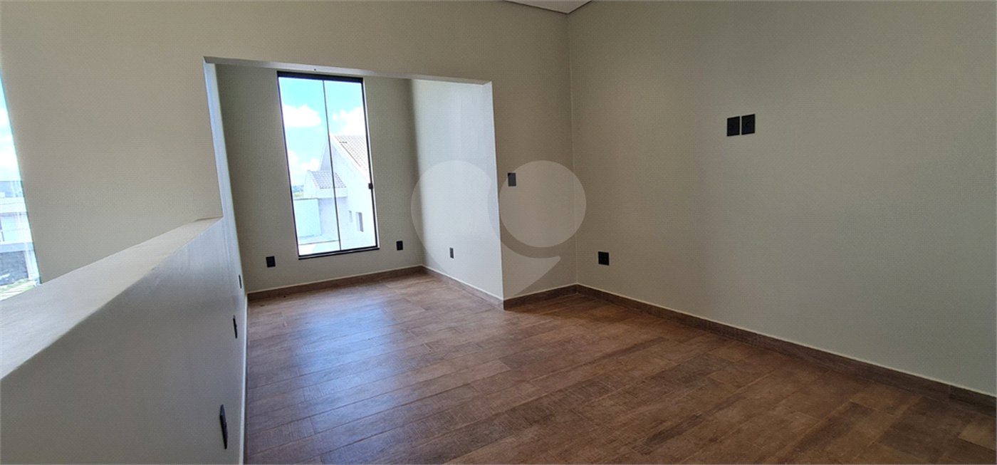 Casa à venda com 1 suíte no condomínio Residencial Terras de São Francisco, Sorocaba - SP